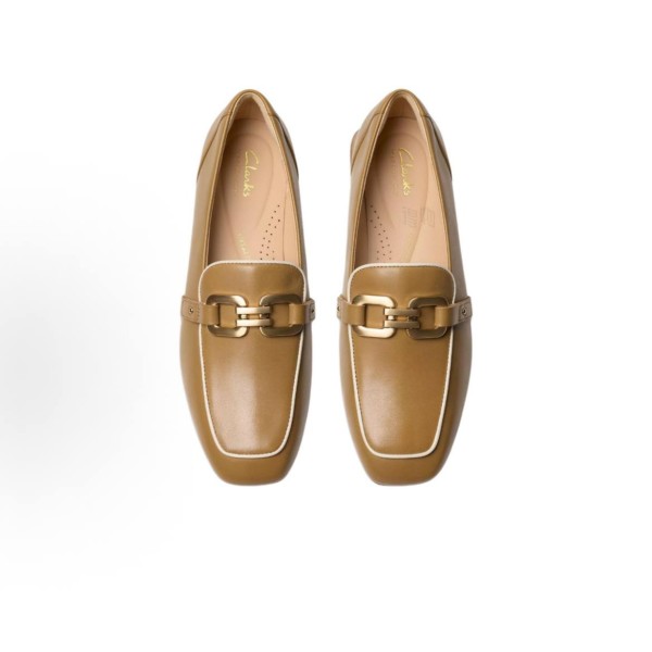 Clarks Ubree 15LiIy leather comfortable, simple and stylish loafers for women in light brown